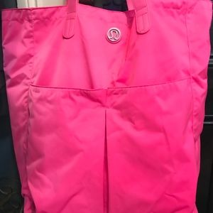 lululemon HOT PINK GYM TOTE BAG